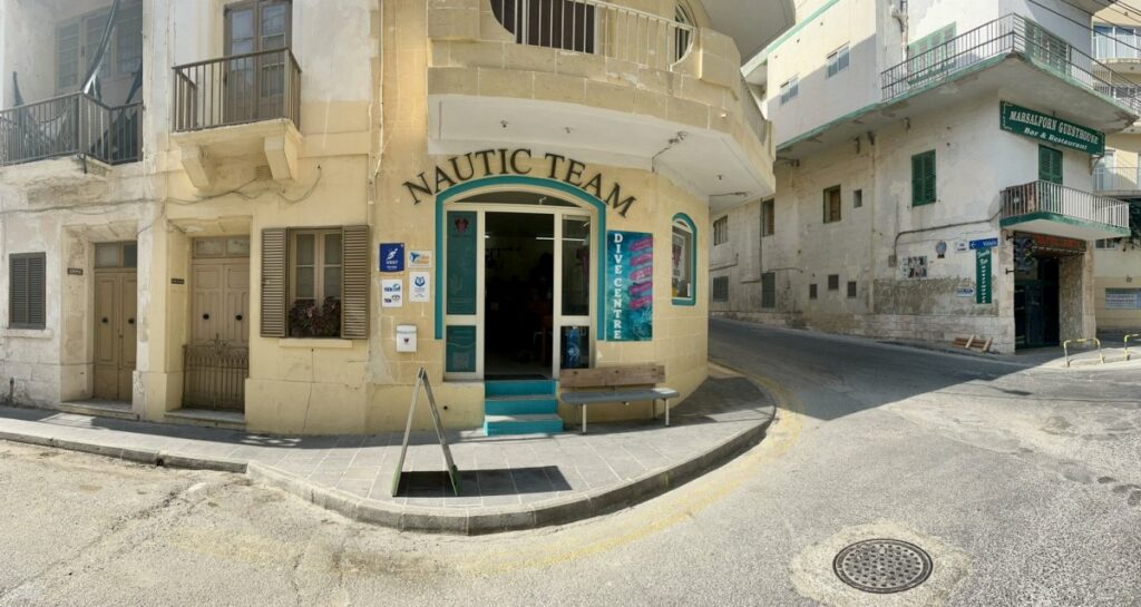 Außenansicht der Tauchbasis Gozo